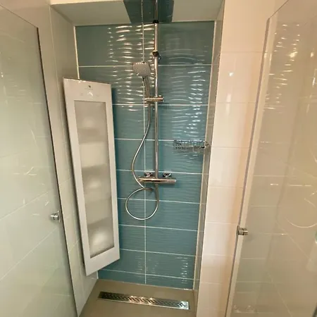 Ooghduyne 82 度假居 *